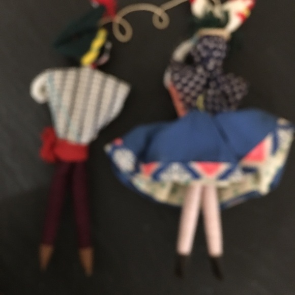 Dolls - Picture 2 of 2